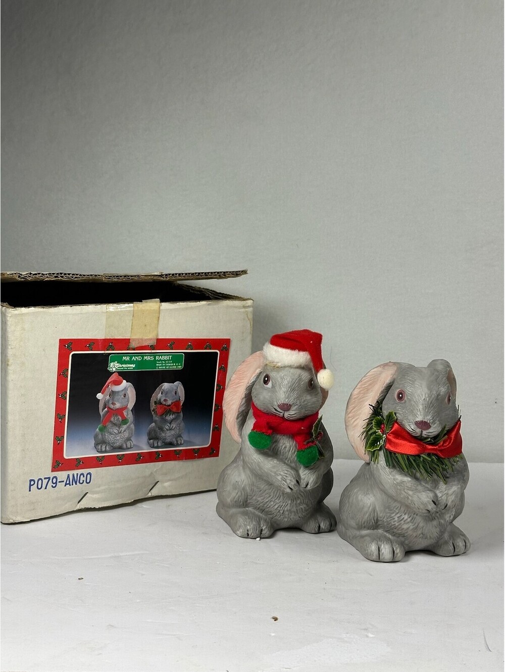 Vintage 1989‎ House of Lloyd Mr. & Mrs. Rabbit Christmas Figurines w/ Box D-16